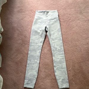 lululemeon  high rise leggings, wunder under light camo, size 2, 28” length